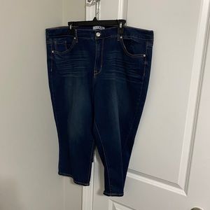Plus size denim Capri pants. Size 24W
